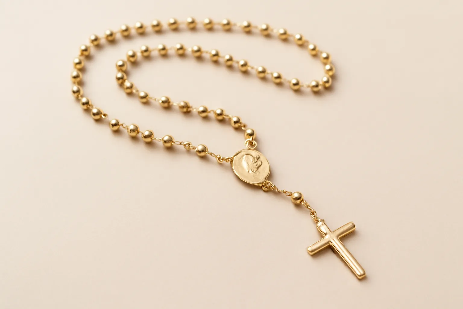 rosario de oro para mujer